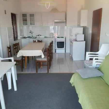 Apartment Apartments With A Parking Space Lokva Rogoznica, Omis - 10358 Lokva Rogoznica