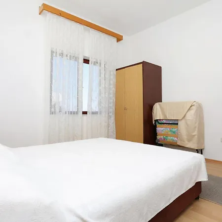 Apartment Apartments With A Parking Space Lokva Rogoznica, Omis - 10358